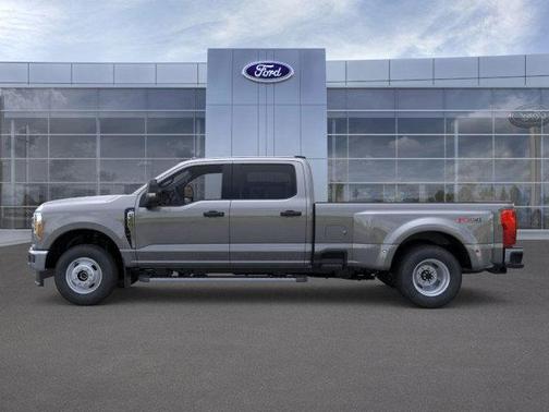 2026 Ford F-350 XLT