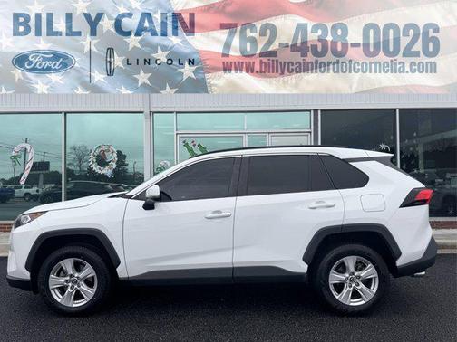 2020 Toyota RAV4 XLE