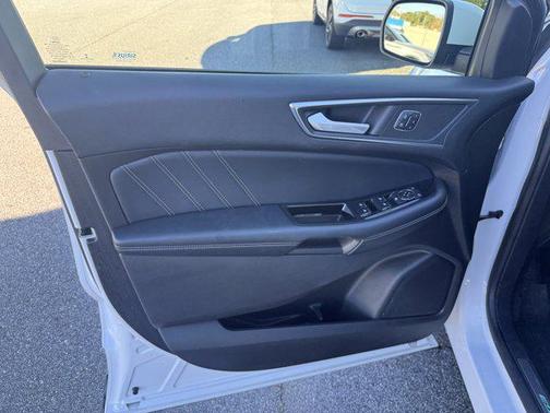 2017 Ford Edge Sport