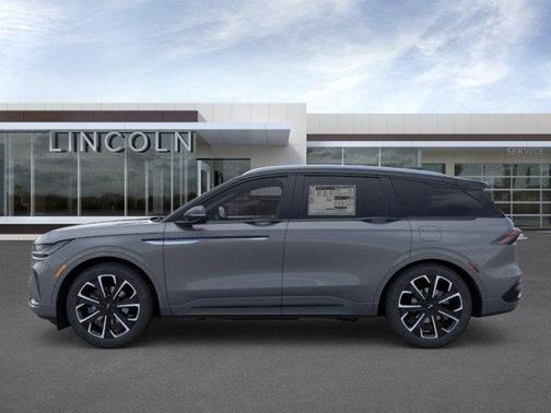 2025 Lincoln Nautilus Reserve