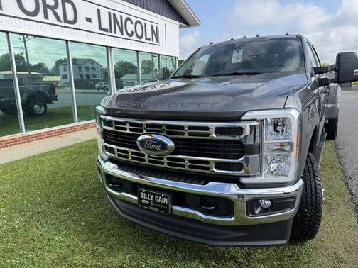 2025 Ford F-350 XLT