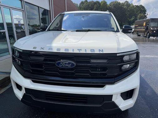 2025 Ford Expedition Max Active 4x2
