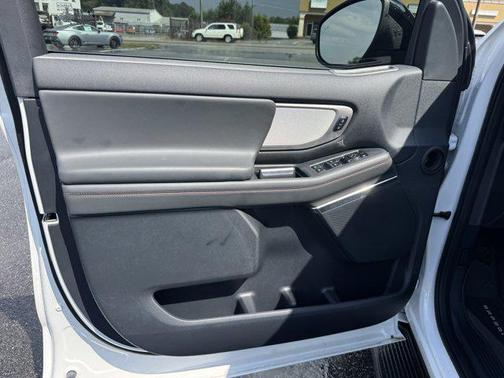 2025 Ford Expedition Max Active 4x2