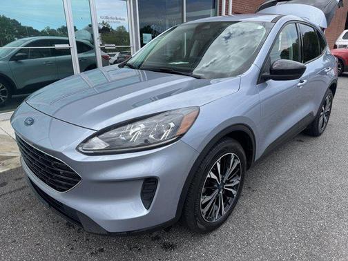Iced Blue Silver Metallic 2022 Ford Escape SE