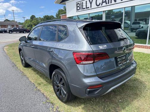 2022 Volkswagen Taos S