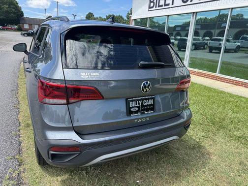 2022 Volkswagen Taos S