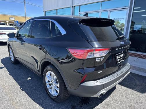 Agate Black Metallic 2021 Ford Escape SE