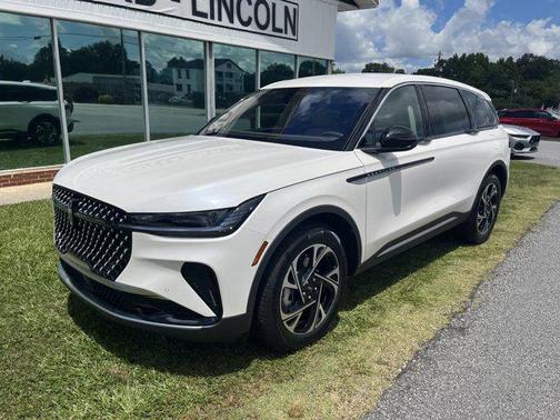 2025 Lincoln Nautilus Premiere