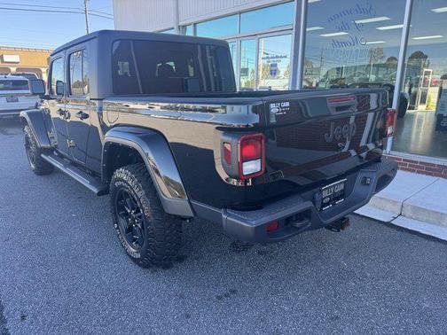 2022 Jeep Gladiator Sport