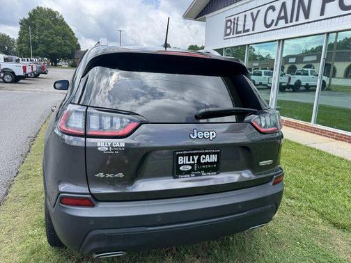 2021 Jeep Cherokee Latitude Lux