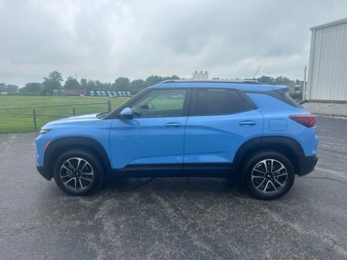 Fountain Blue 2024 Chevrolet Trailblazer LT