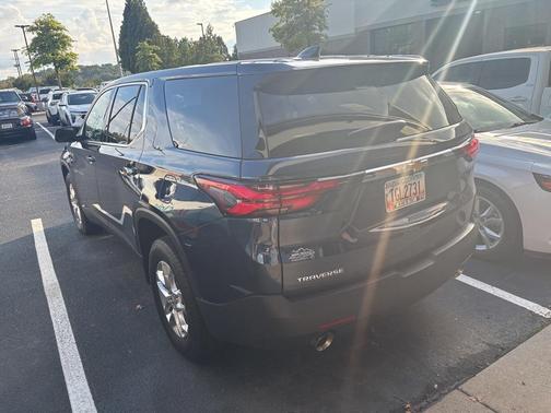 2023 Chevrolet Traverse LS