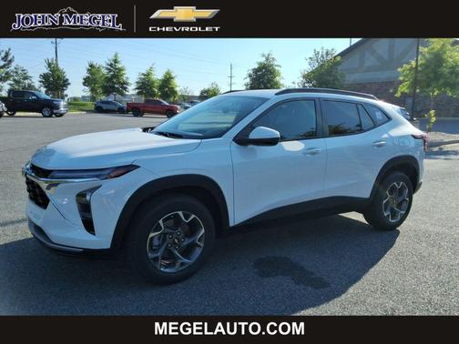 Summit White 2026 Chevrolet Trax LT