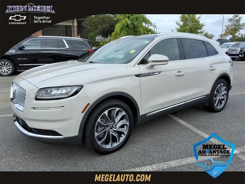 2022 Lincoln Nautilus Reserve
