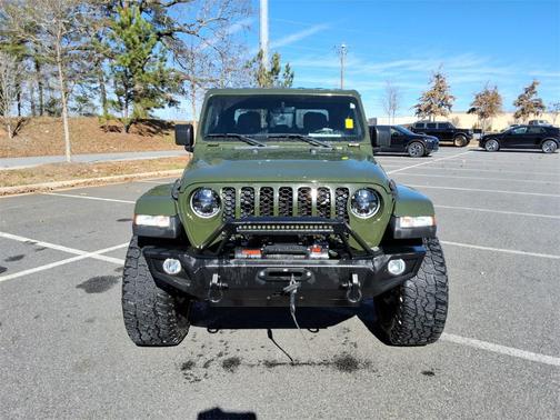 2022 Jeep Gladiator Sport