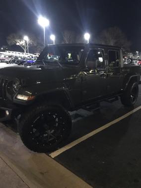 2022 Jeep Gladiator Sport