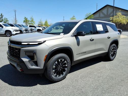 Sandstone 2026 Chevrolet Traverse Z71