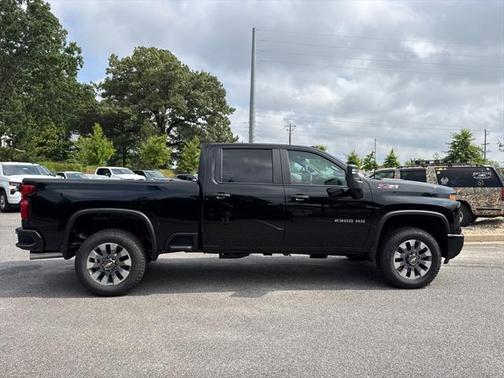 2025 Chevrolet Silverado 2500 Custom