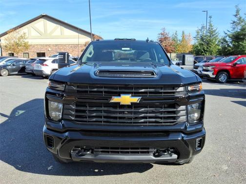 2026 Chevrolet Silverado 2500 Custom