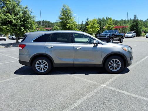Titanium Silver 2016 Kia Sorento L
