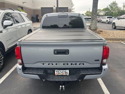 Cement 2019 Toyota Tacoma TRD Sport
