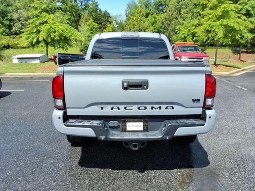 Cement 2019 Toyota Tacoma TRD Sport