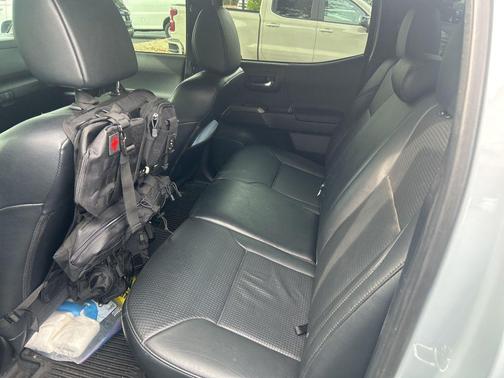 Cement 2019 Toyota Tacoma TRD Sport