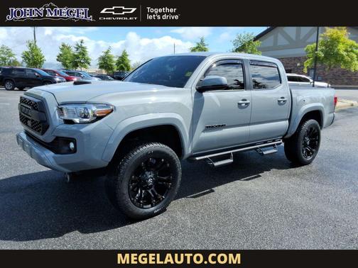Cement 2019 Toyota Tacoma TRD Sport