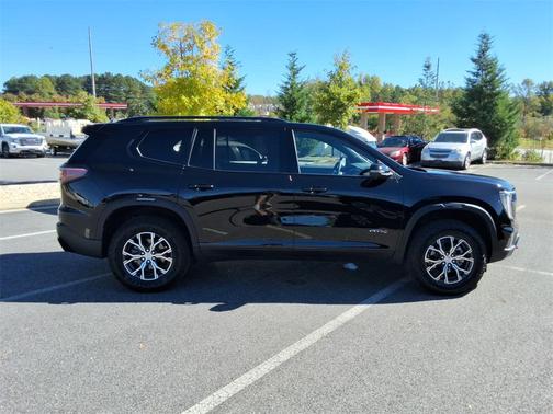 2025 GMC Acadia AT4