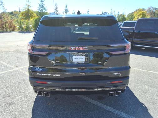 2025 GMC Acadia AT4