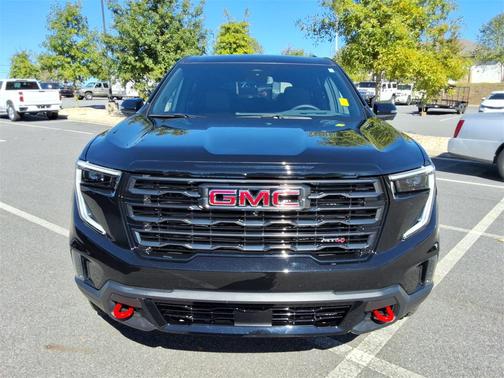 2025 GMC Acadia AT4