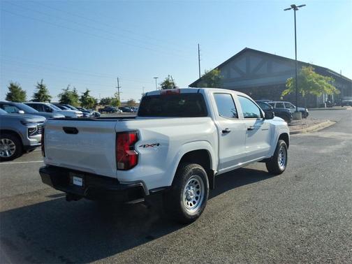 2026 Chevrolet Colorado WT