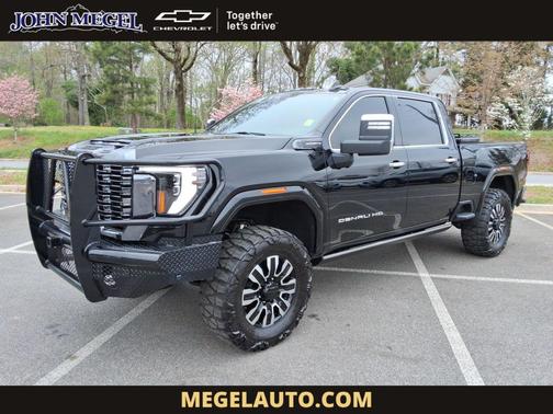 Onyx Black 2024 GMC Sierra 2500 Denali Ultimate