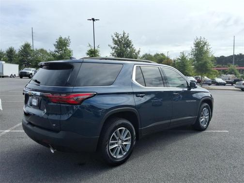 2023 Chevrolet Traverse LT