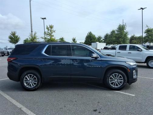 2023 Chevrolet Traverse LT