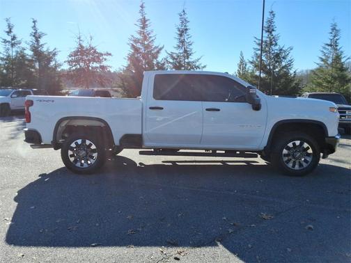 2022 Chevrolet Silverado 2500 Custom