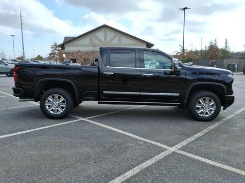 Black 2026 Chevrolet Silverado 2500 High Country