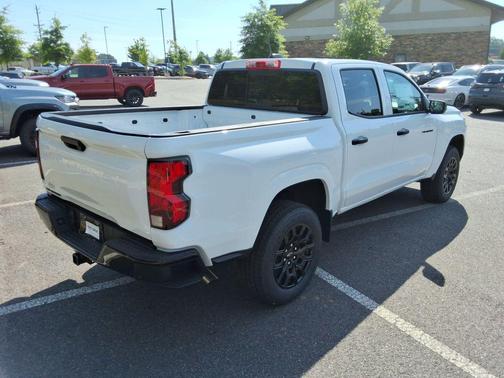 Summit White 2026 Chevrolet Colorado WT