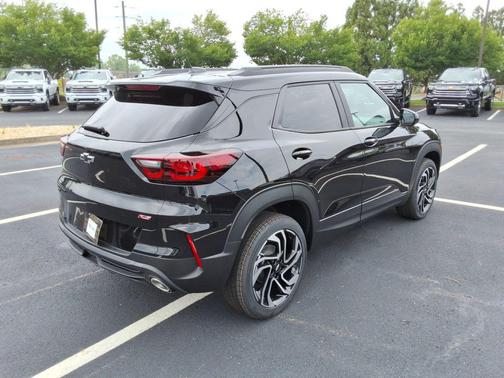 Mosaic Black Metallic 2026 Chevrolet Trailblazer RS