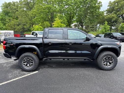 2025 Chevrolet Colorado ZR2