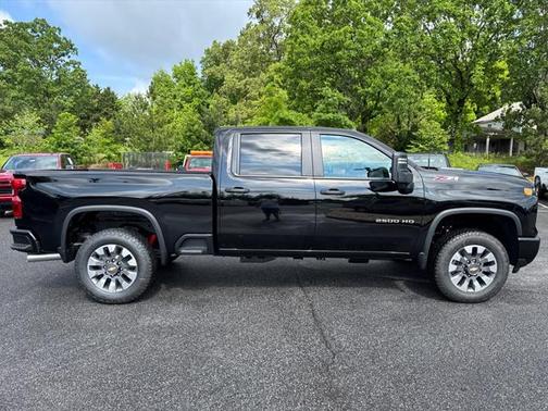 2025 Chevrolet Silverado 2500 Custom