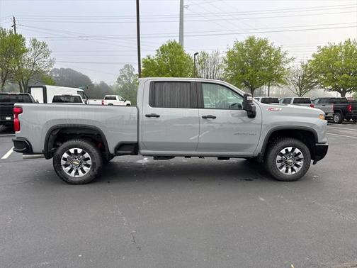 2025 Chevrolet Silverado 2500 Custom