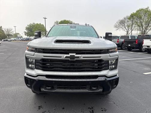 2025 Chevrolet Silverado 2500 Custom