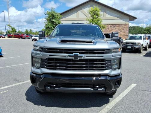 2025 Chevrolet Silverado 2500 Custom