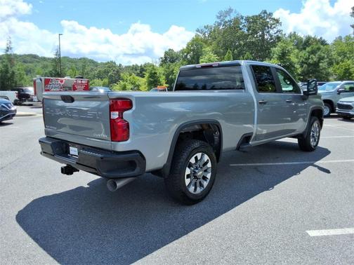 2025 Chevrolet Silverado 2500 Custom