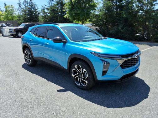 Marina Blue Metallic 2026 Chevrolet Trax 2RS