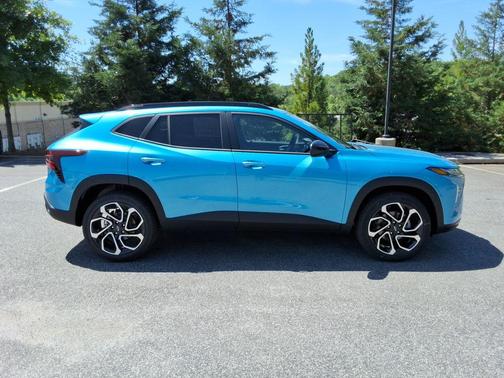 Marina Blue Metallic 2026 Chevrolet Trax 2RS