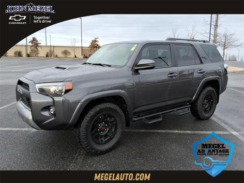 2022 Toyota 4Runner TRD Off Road