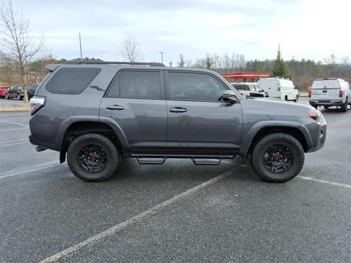 2022 Toyota 4Runner TRD Off Road