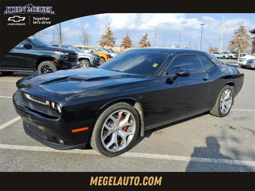 2015 Dodge Challenger SXT